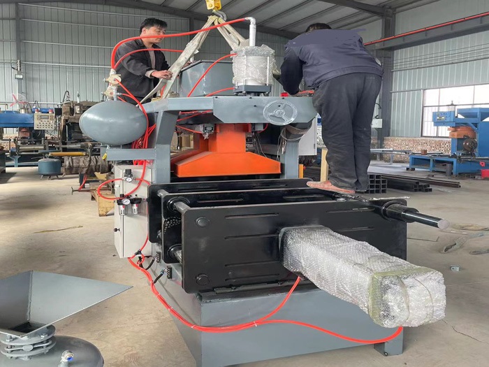 全自動(dòng)雙工位射芯機(jī)